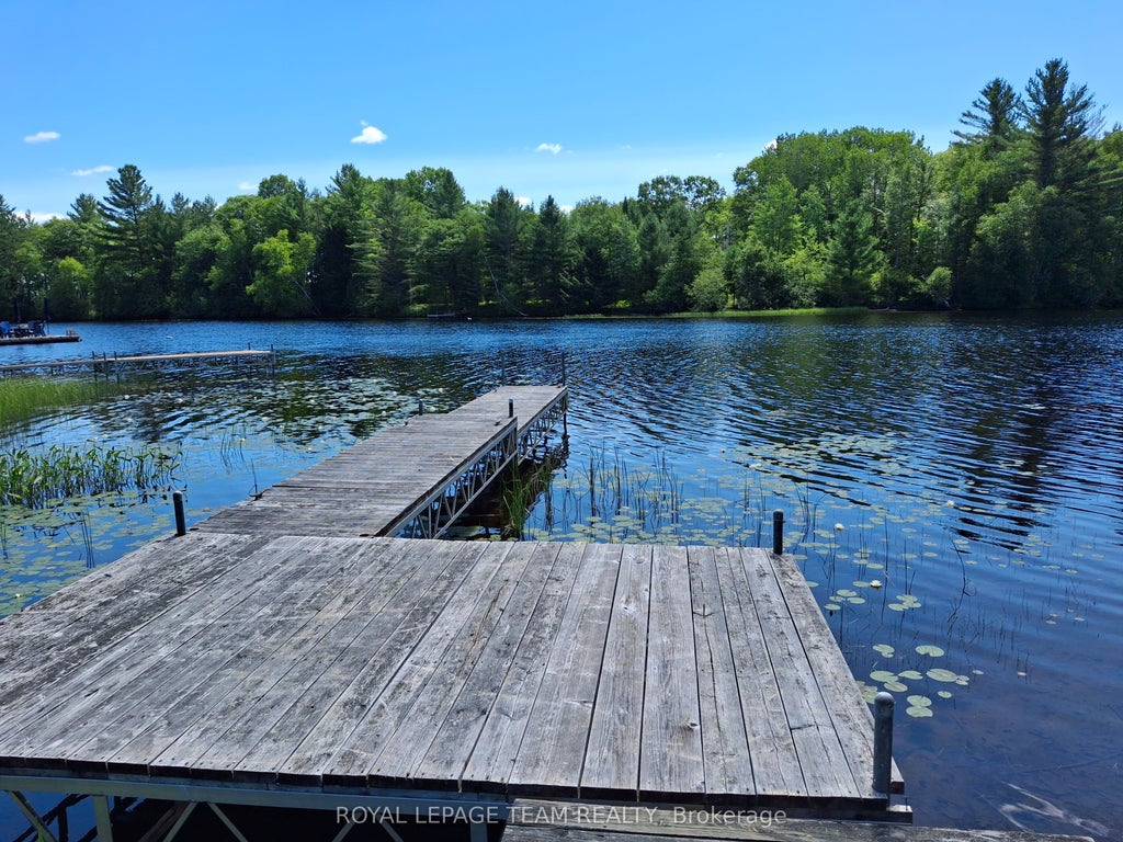 Photo of 112 Golfers Lane, Hastings Highlands, ON K0J 1L0 (MLS # X13106284)