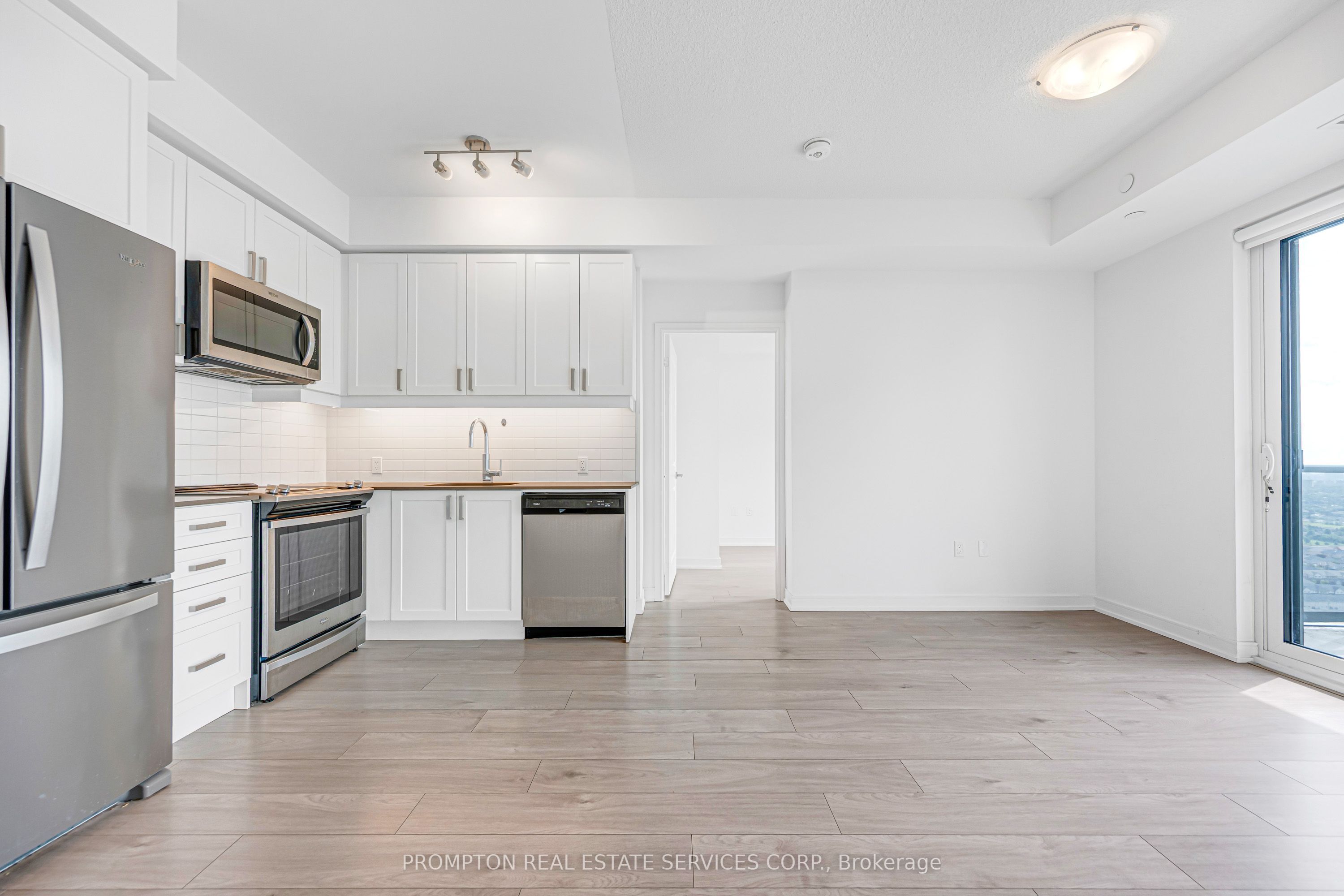8 Nahani Way 3320