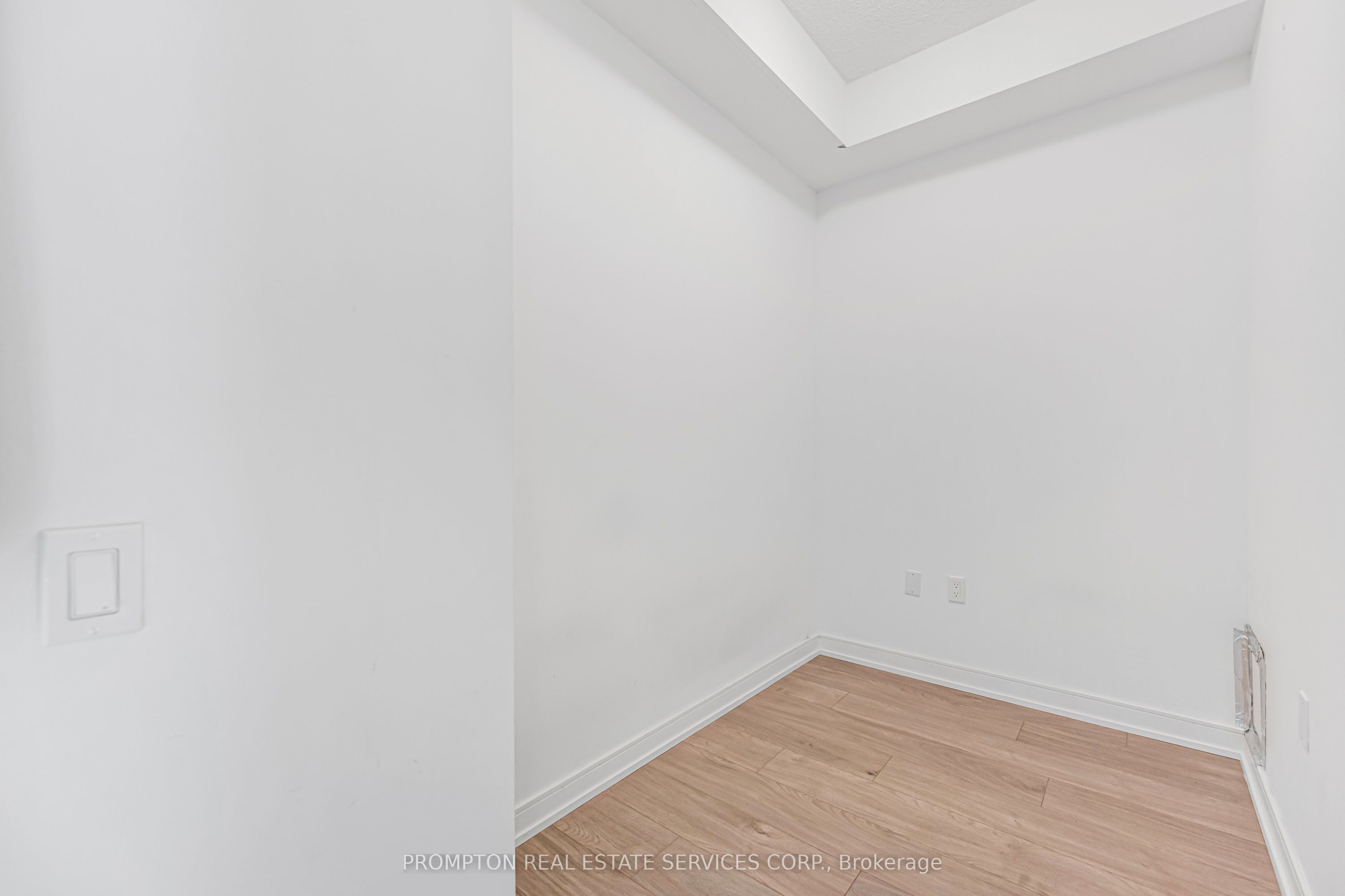8 Nahani Way 3320