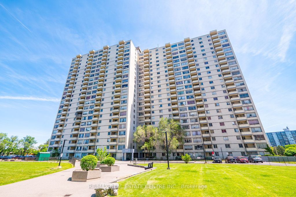 Photo of 320 Dixon Road #1708, Toronto, ON M9R 1S8 (MLS # W13477076)