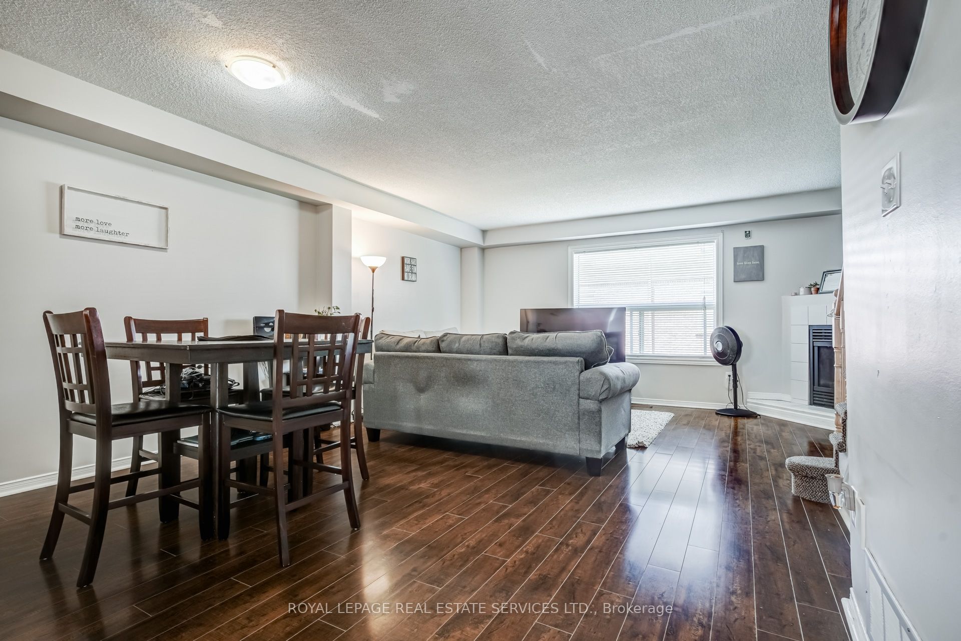 1530 Reeves Gate 24