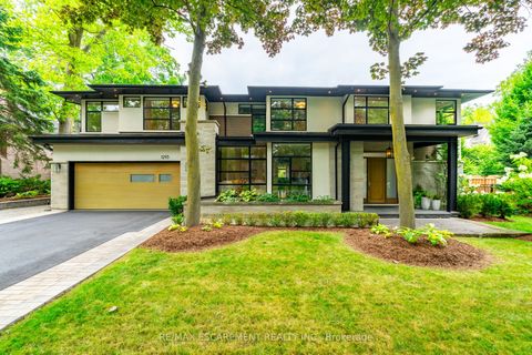 1293 Woodland Avenue Mississauga ON L5G 2Y1