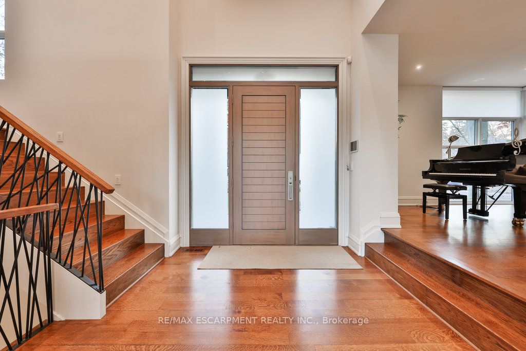 1293 Woodland Avenue