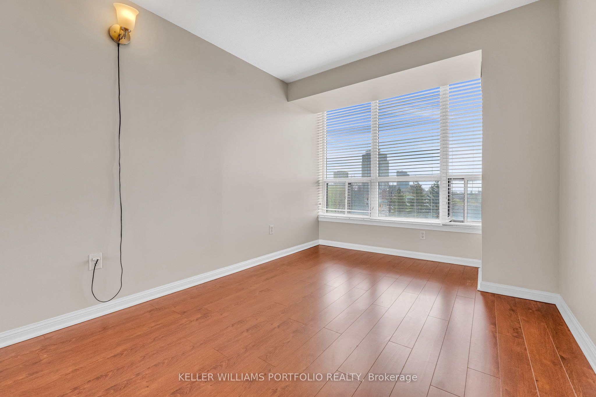 10 Laurelcrest Street 501