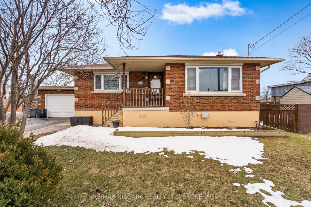 Photo of 506 Main Street W, Port Colborne, ON L3K 3W6 (MLS # X12847114)