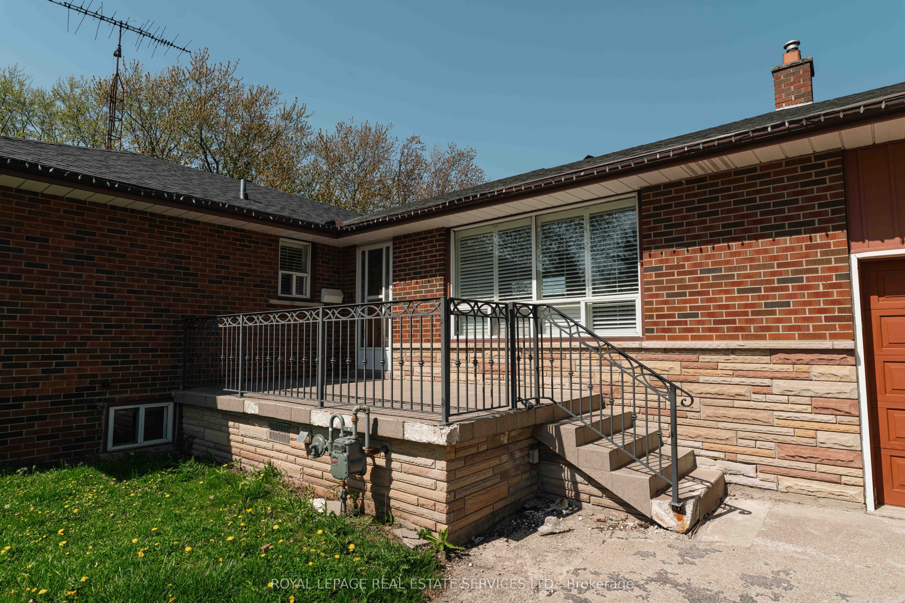 365 Sandhurst Drive