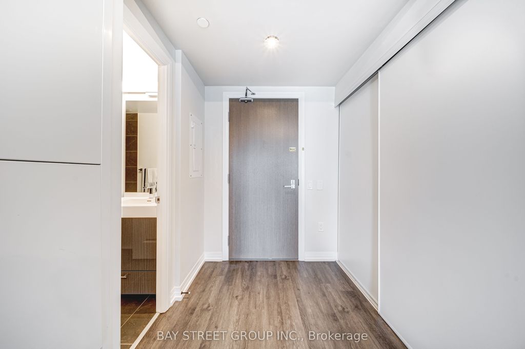 Photo of 251 Jarvis Street #3809, Toronto, ON M5B 0C3 (MLS # C13206398)