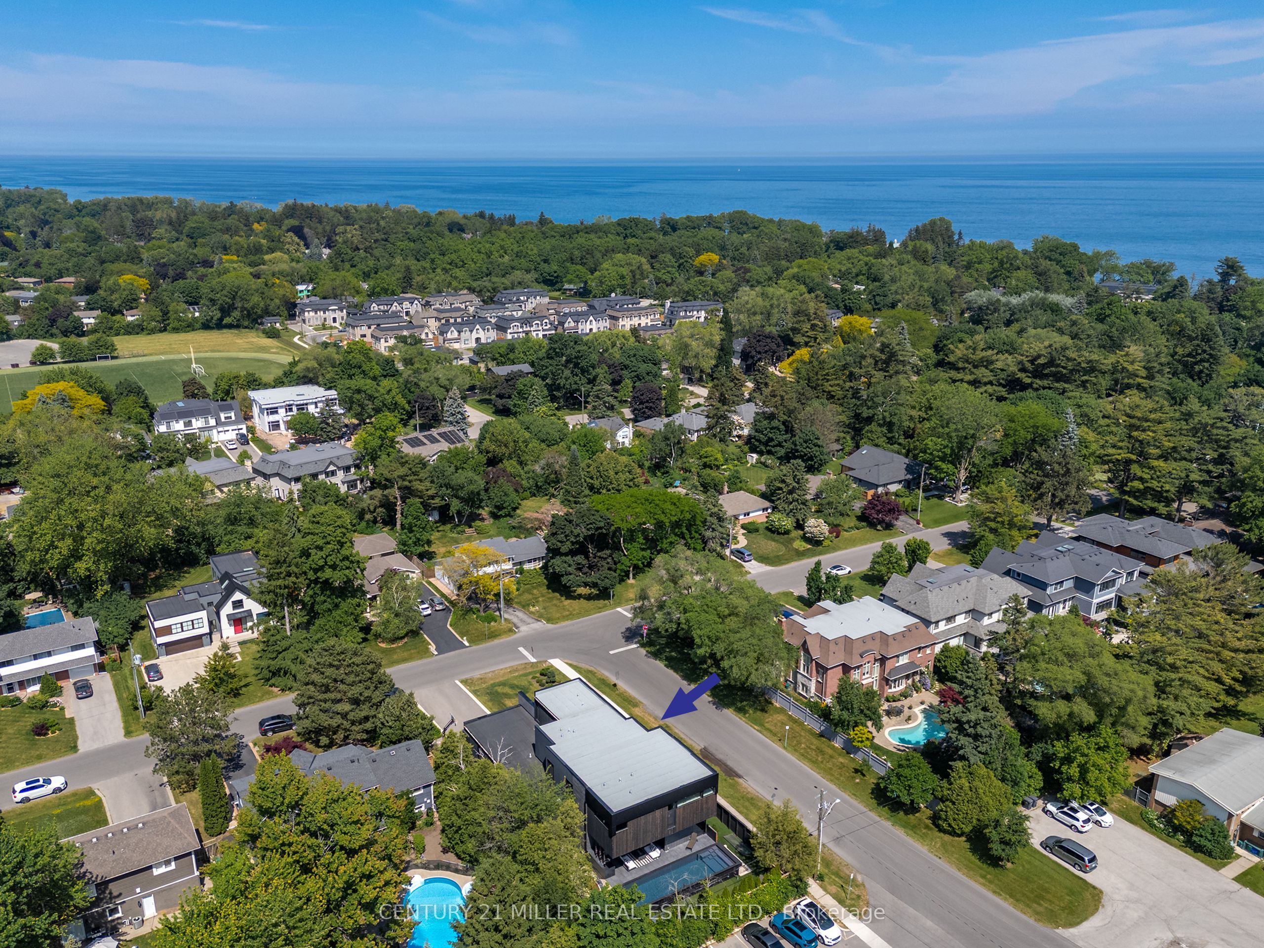 1239 Sedgewick Crescent