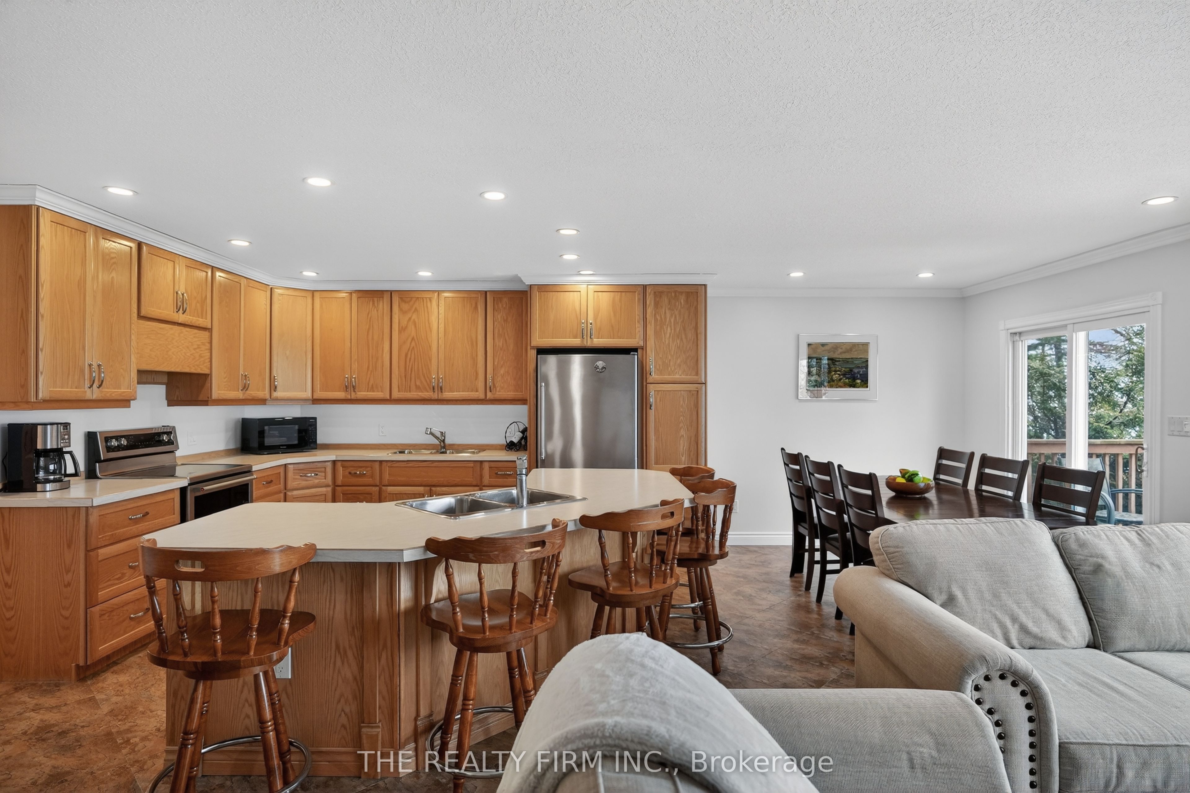 4084 Bluepoint Drive