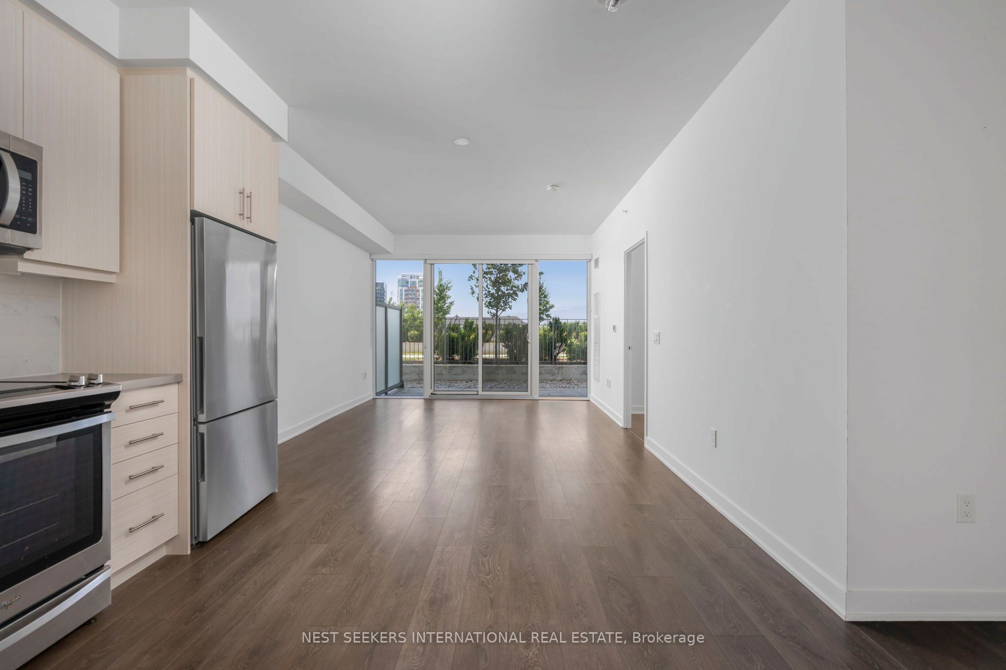 85 Oneida Crescent 303