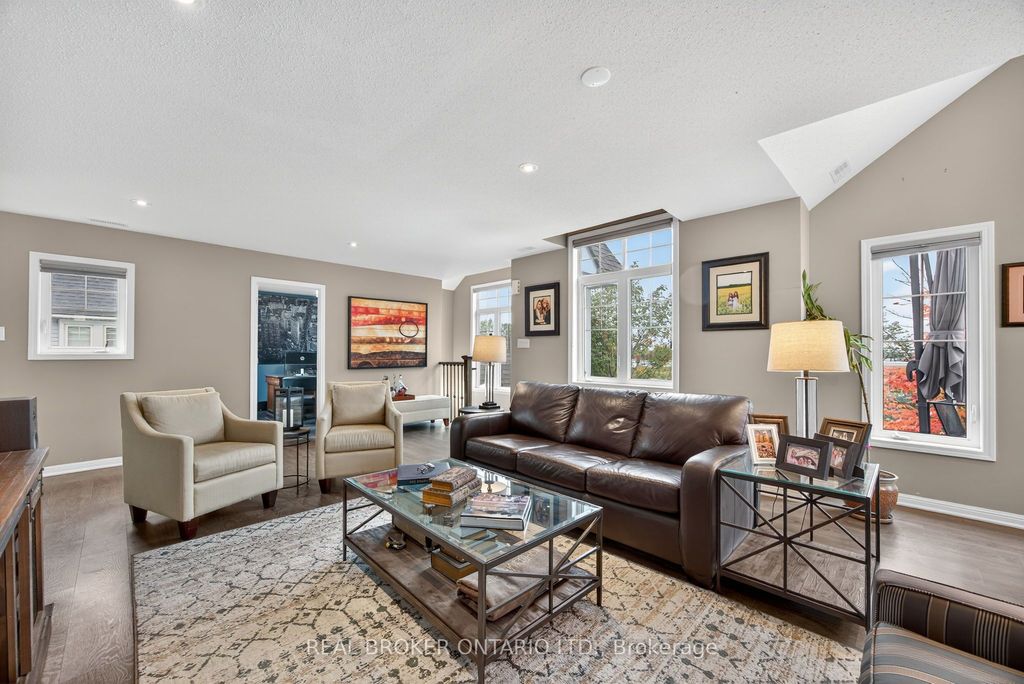 Photo of 17 Mulligan Lane, Georgian Bay, ON L0K 1S0 (MLS # X13044382)