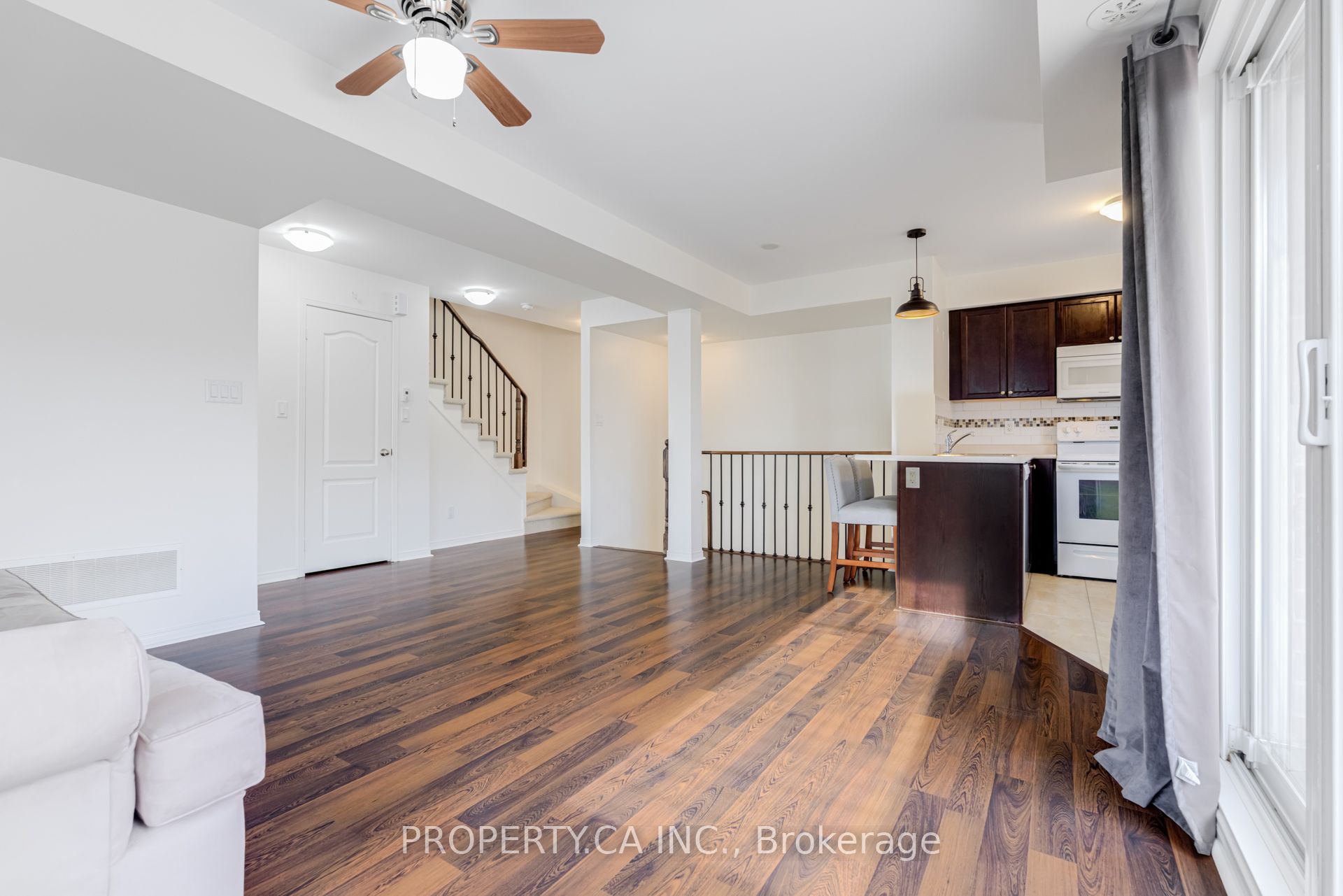 5625 Oscar Peterson Boulevard 24