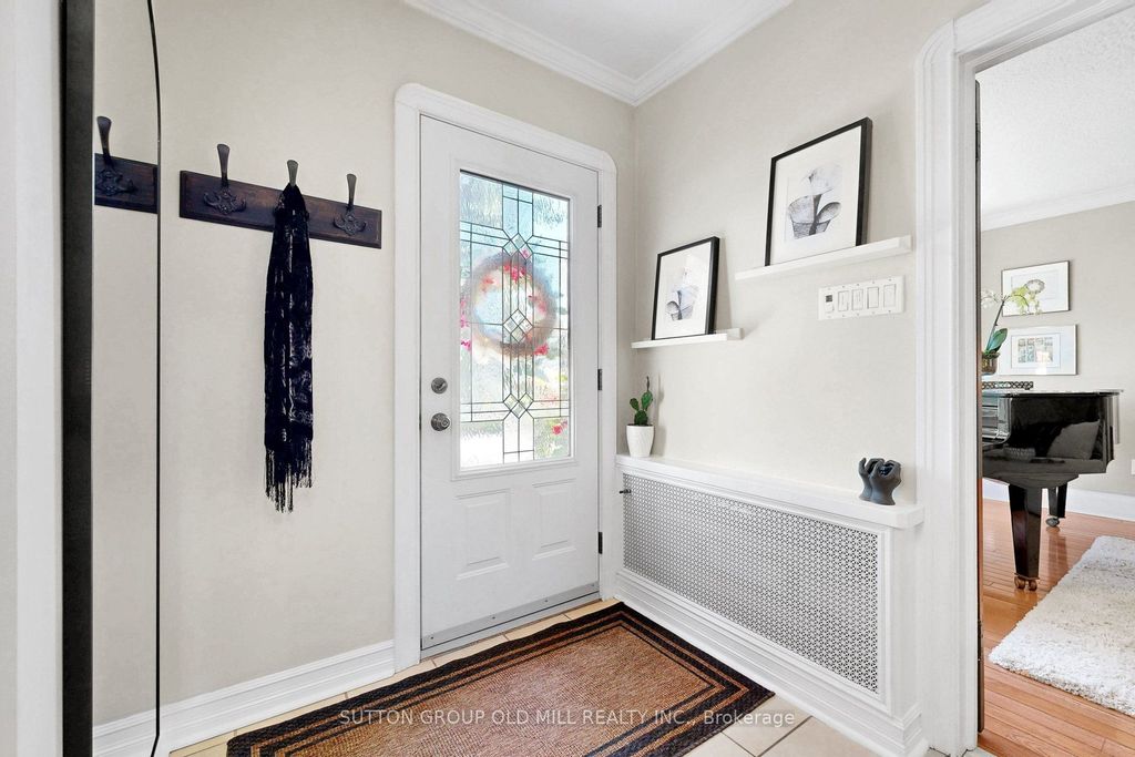 Photo of 12 Jasmine Avenue, Toronto, ON M8W 1C5 (MLS # W13166010)
