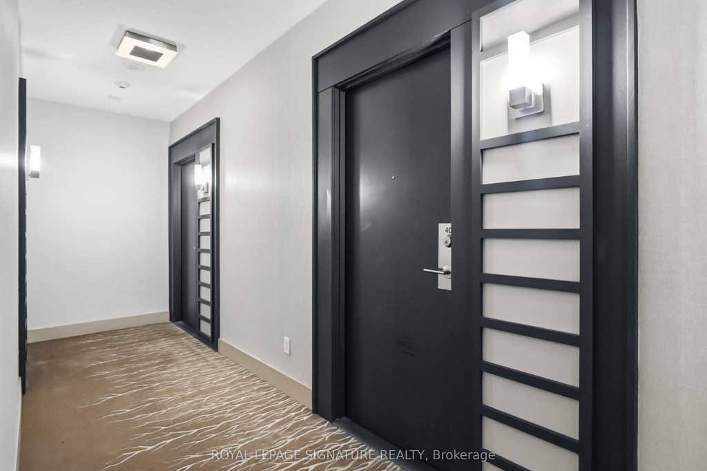 Photo of 181 Wynford Drive #403, Toronto, ON M3C 0C6 (MLS # C13667454)