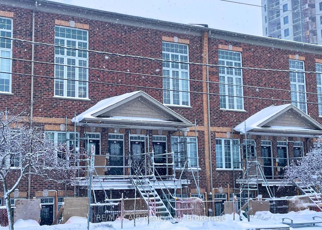 Photo of 555 King Street E #305, Kitchener, ON N2G 2L9 (MLS # X12480927)