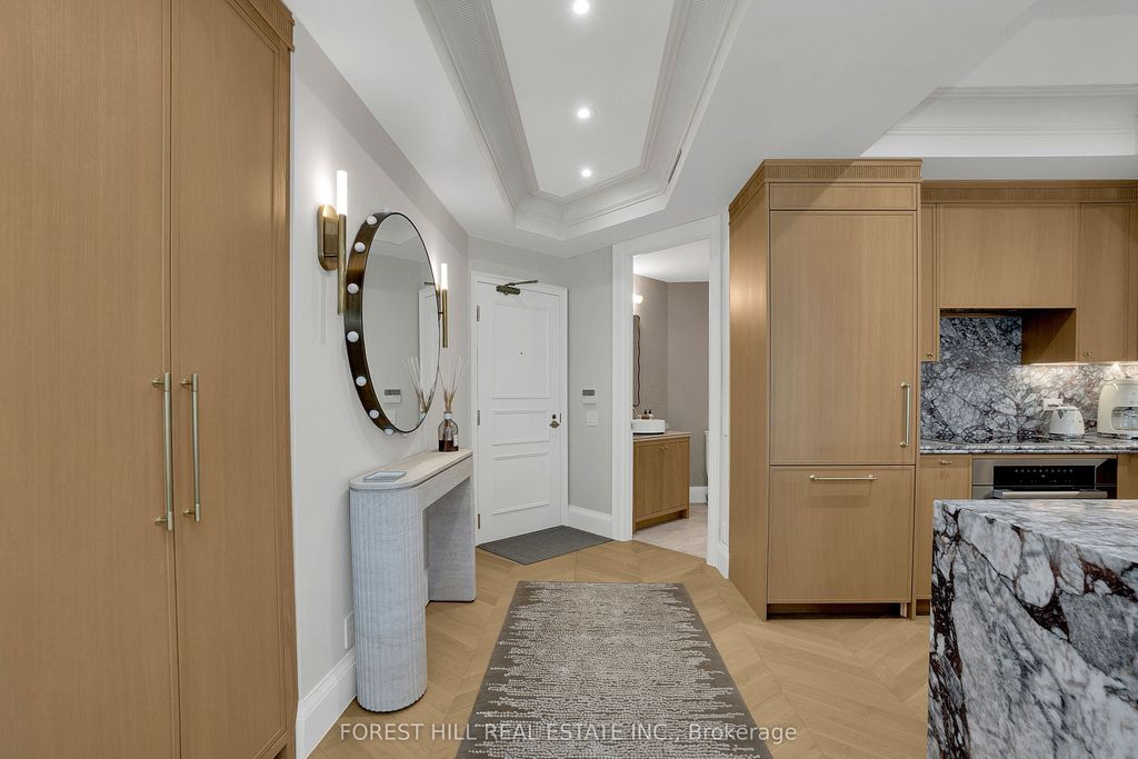 Photo of 38 Avenue Road #804, Toronto, ON M5R 2G2 (MLS # C12450451)