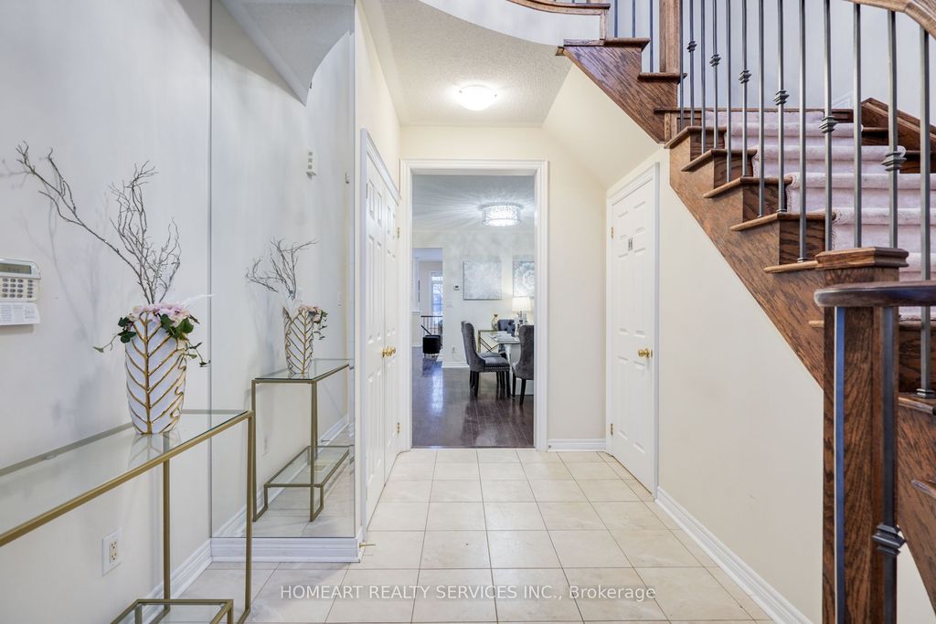 Photo of 25 Gillings Street, Markham, ON L6C 0G3 (MLS # N12810368)