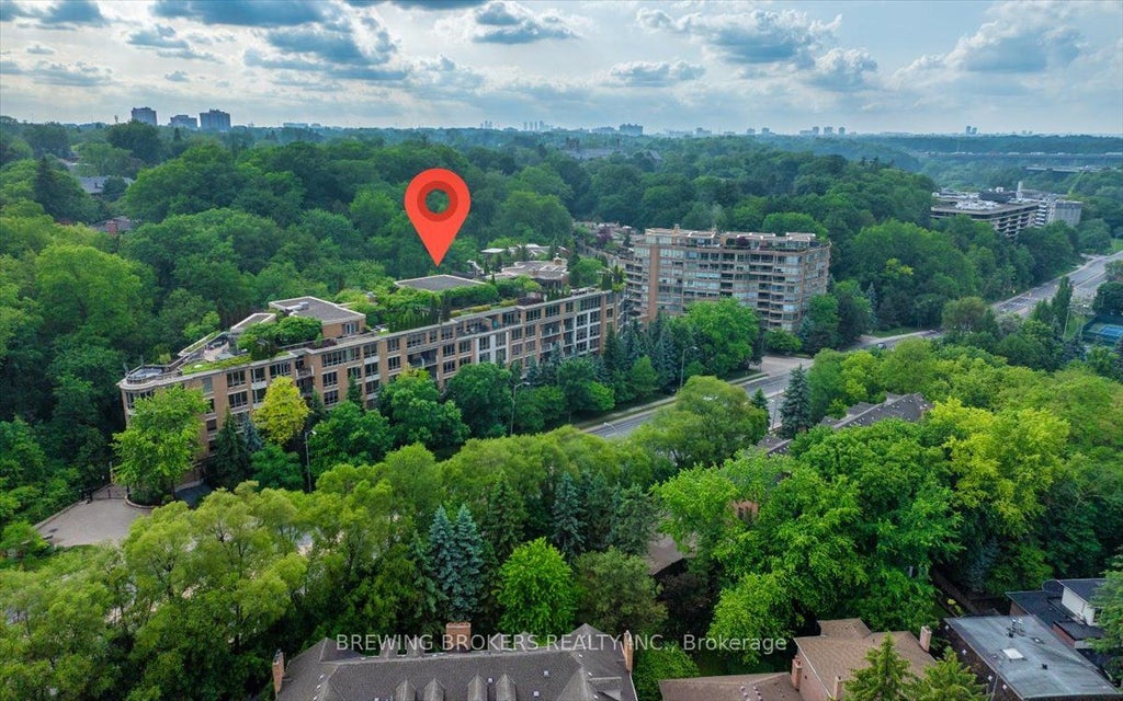 Photo of 3600 Yonge Street #737, Toronto, ON M4N 2N6 (MLS # C14094250)