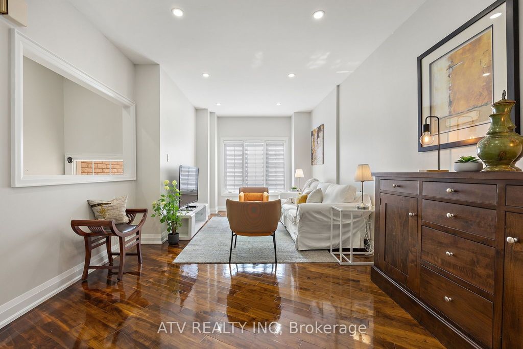 Photo of 6 Bluewater Court, Toronto, ON M8V 4A8 (MLS # W12390617)