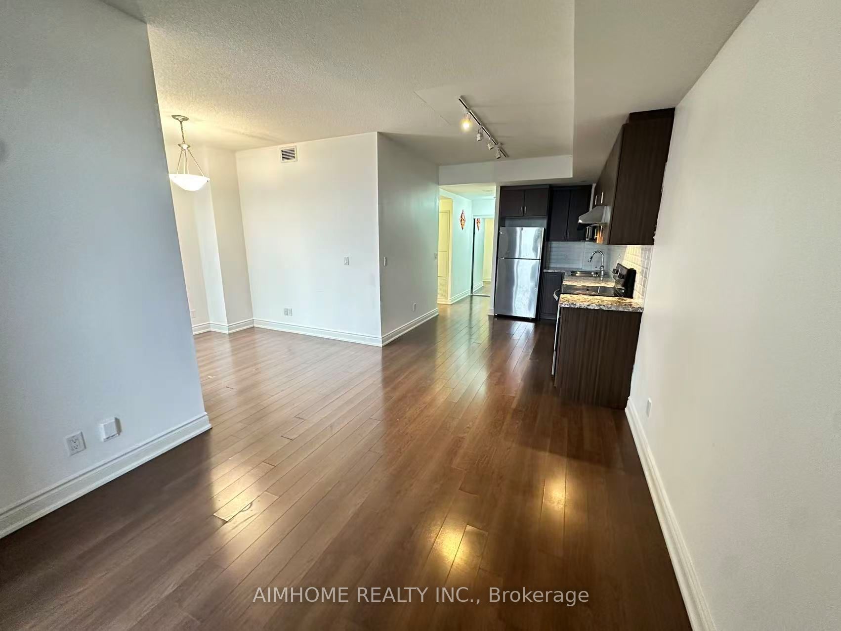 99 South Town Centre Boulevard 620