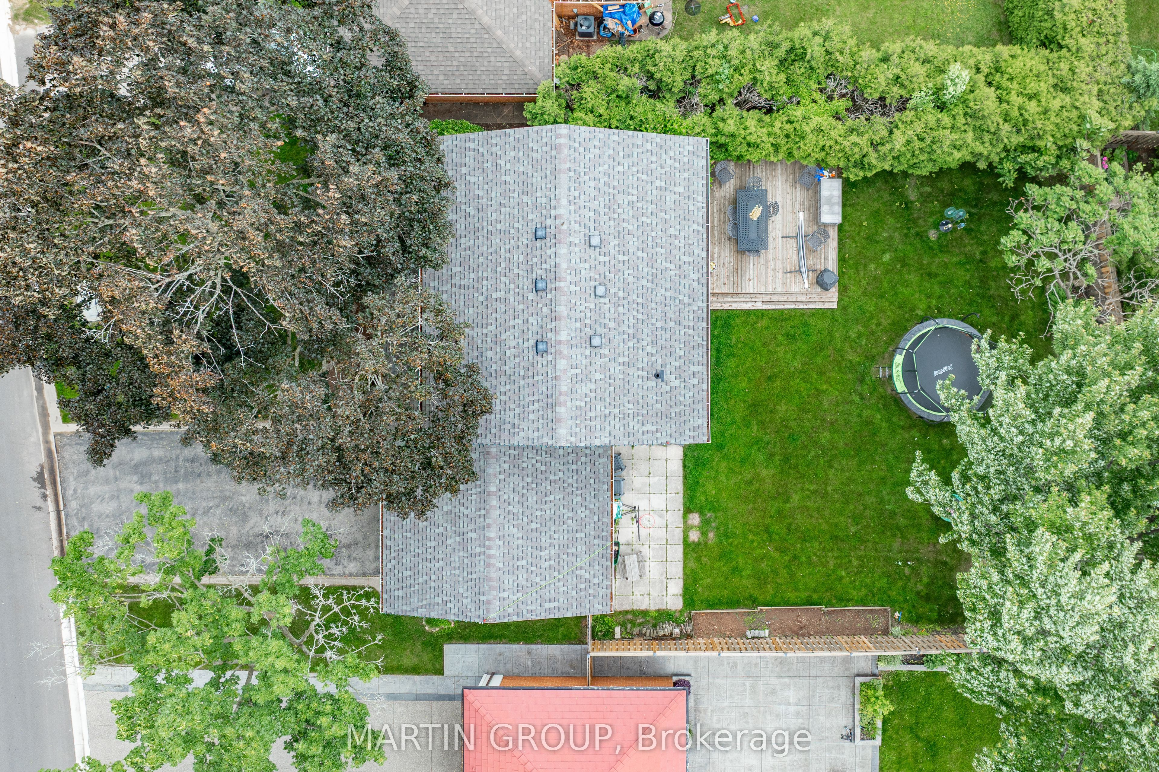 2264 Yolanda Drive