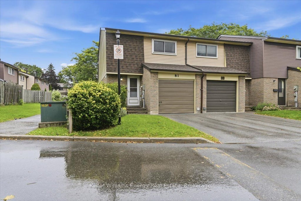 Photo of 909 Burns Street W #81, Whitby, ON L1N 6J5 (MLS # E13767198)