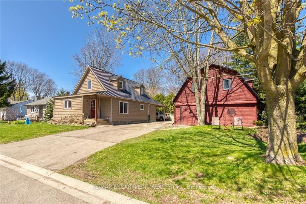 Photo of 109 Mcnab Street E, Norfolk, ON N0A 1N0 (MLS # X12441644)