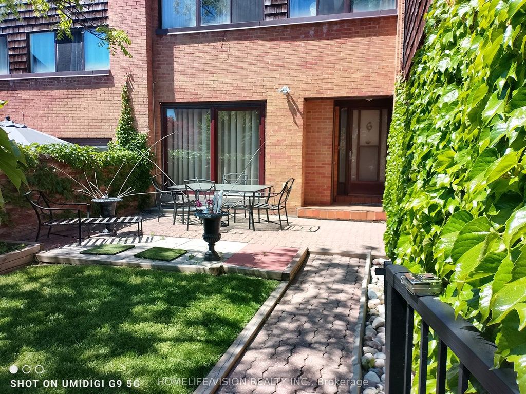 Photo of 6 Laurie Shepway N/A, Toronto, ON M2J 1X6 (MLS # C13807194)