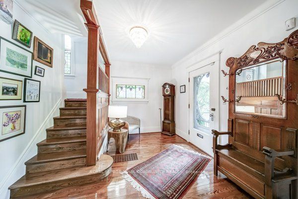 59 Roseview Avenue