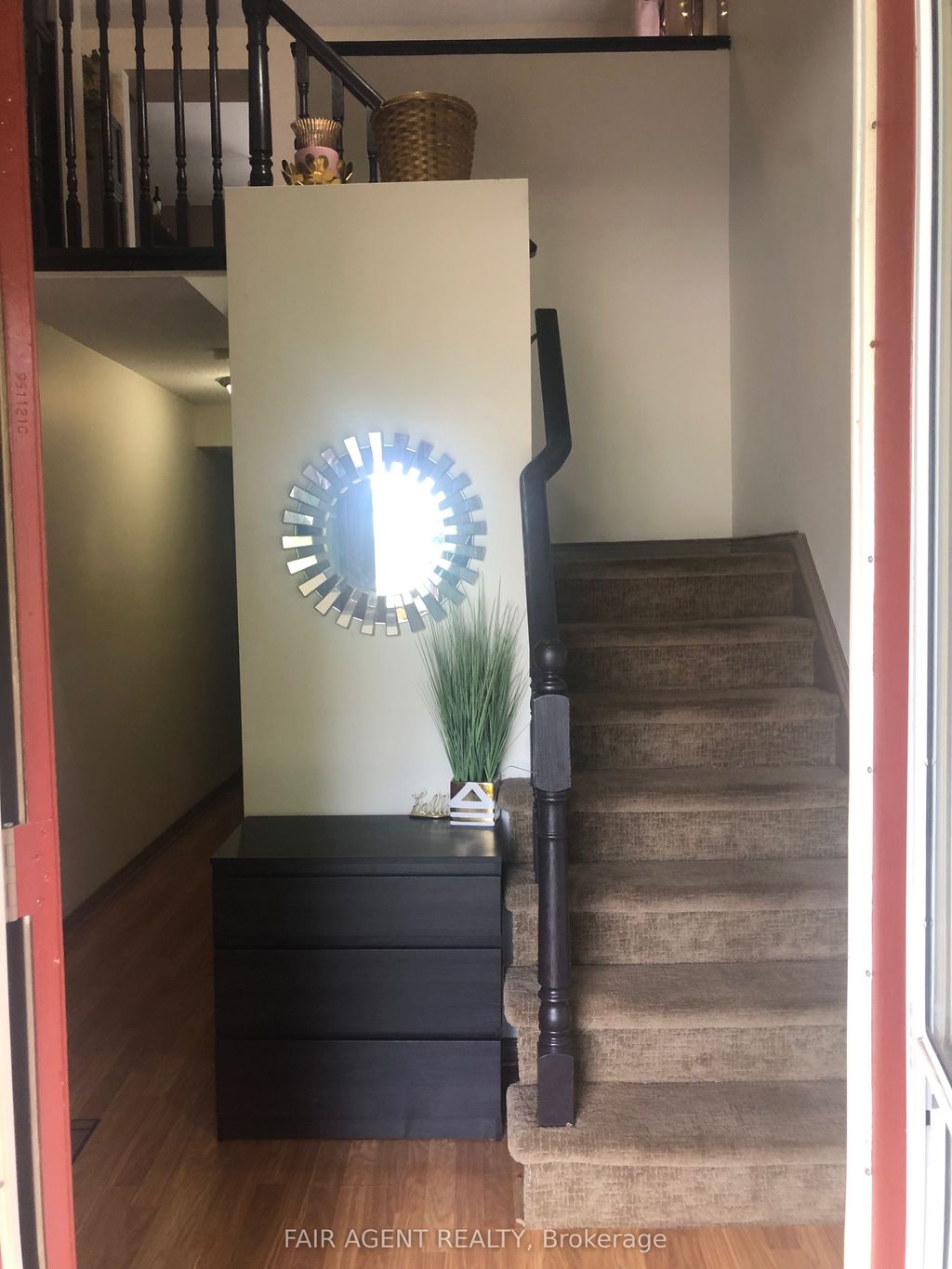 Photo of 562 Erinbrook Drive, Kitchener, ON N2E 3M8 (MLS # X12469872)