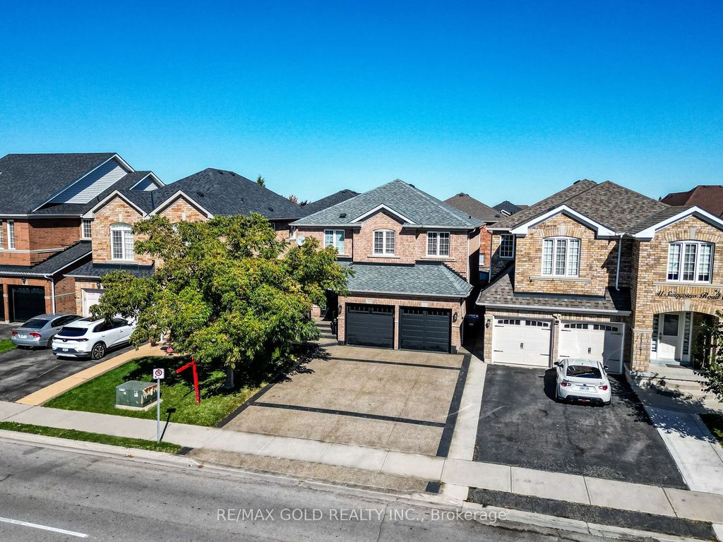Photo of 43 Sunnyview Road, Brampton, ON L7A 3E4 (MLS # W12458033)