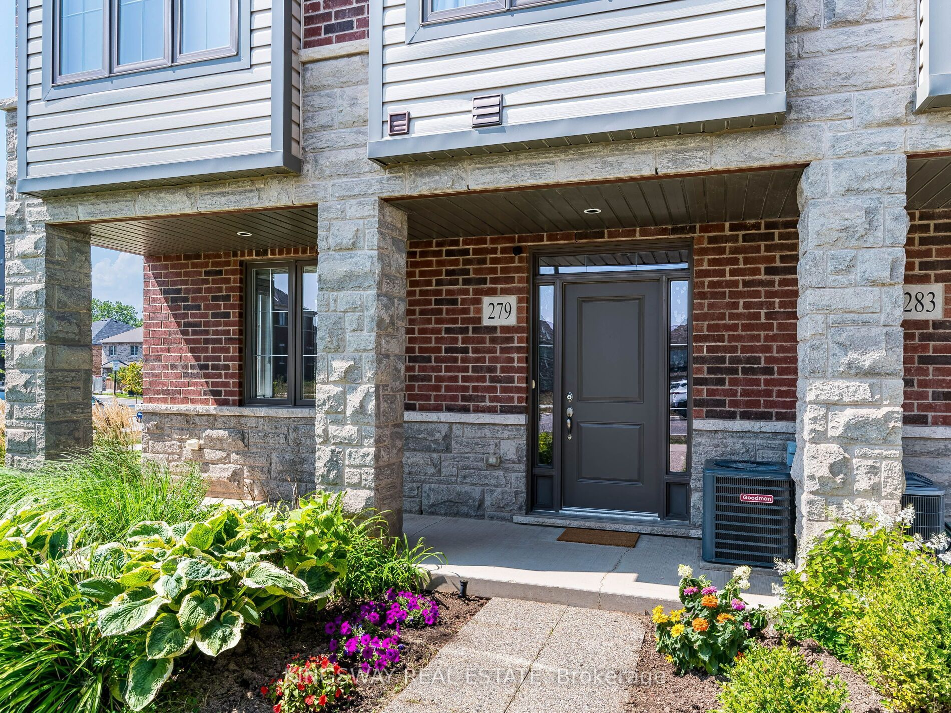 279 Skinner Road N