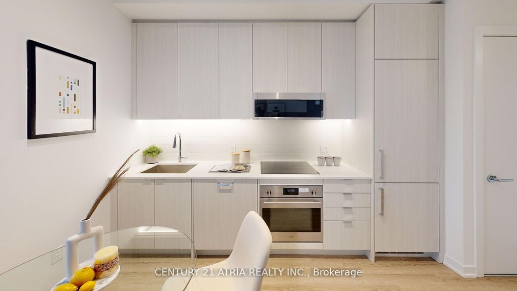 Photo of 250 Lawrence Avenue W #605, Toronto, ON M5M 1B1 (MLS # C12675666)