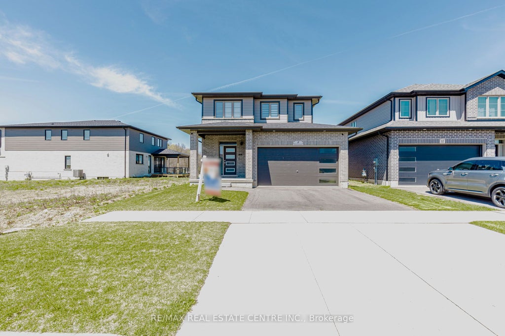 Photo of 8 Moon Crescent, Cambridge, ON N1S 0C4 (MLS # X13724510)