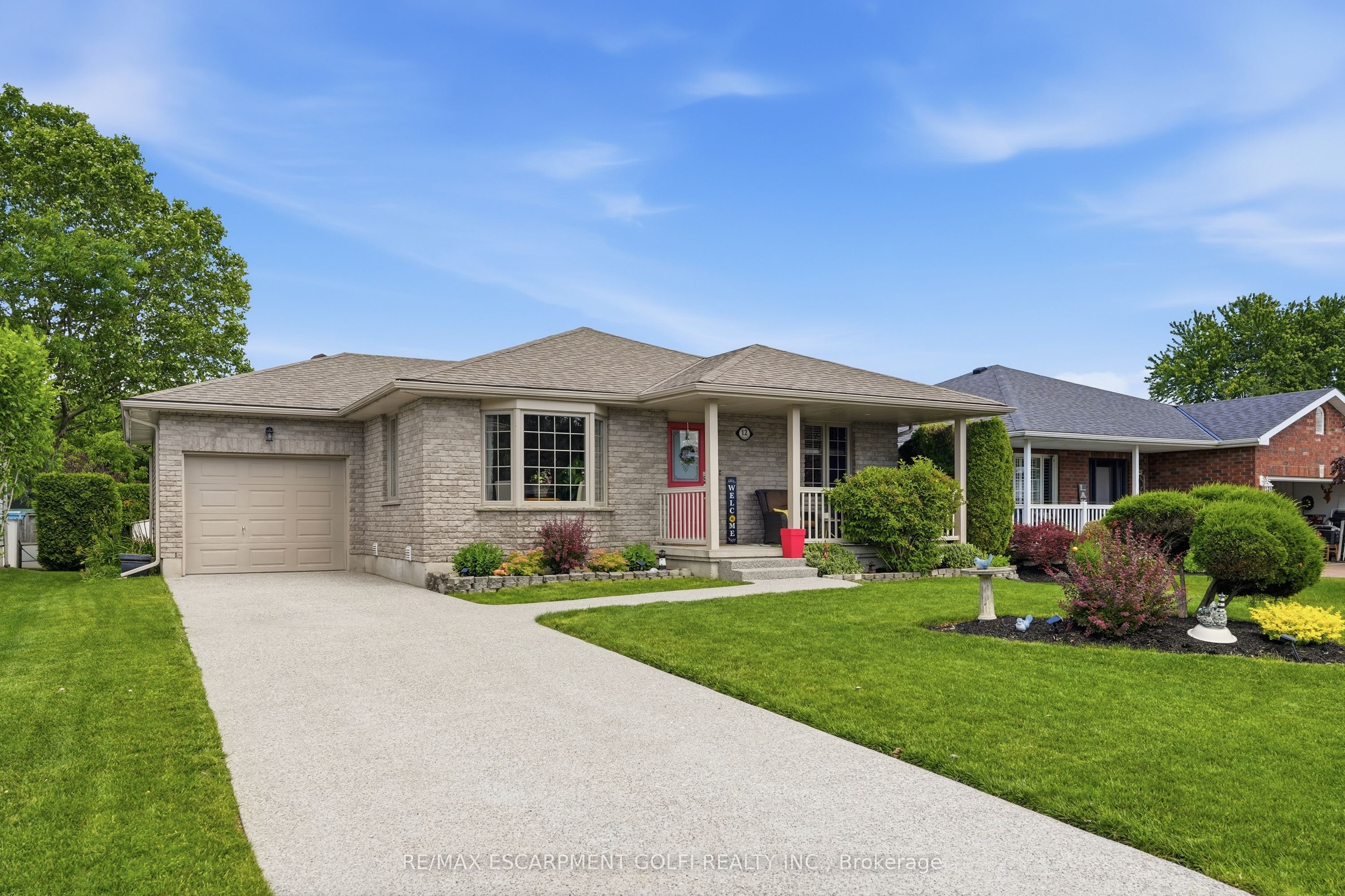 12 Schneider Drive