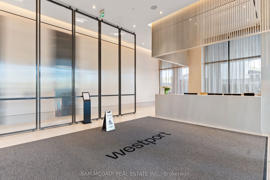Photo of 28 Ann Street #1304, Mississauga, ON L5G 3G1 (MLS # W14105180)