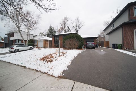 56 Burrows Avenue Lower Toronto ON M9B 4W7