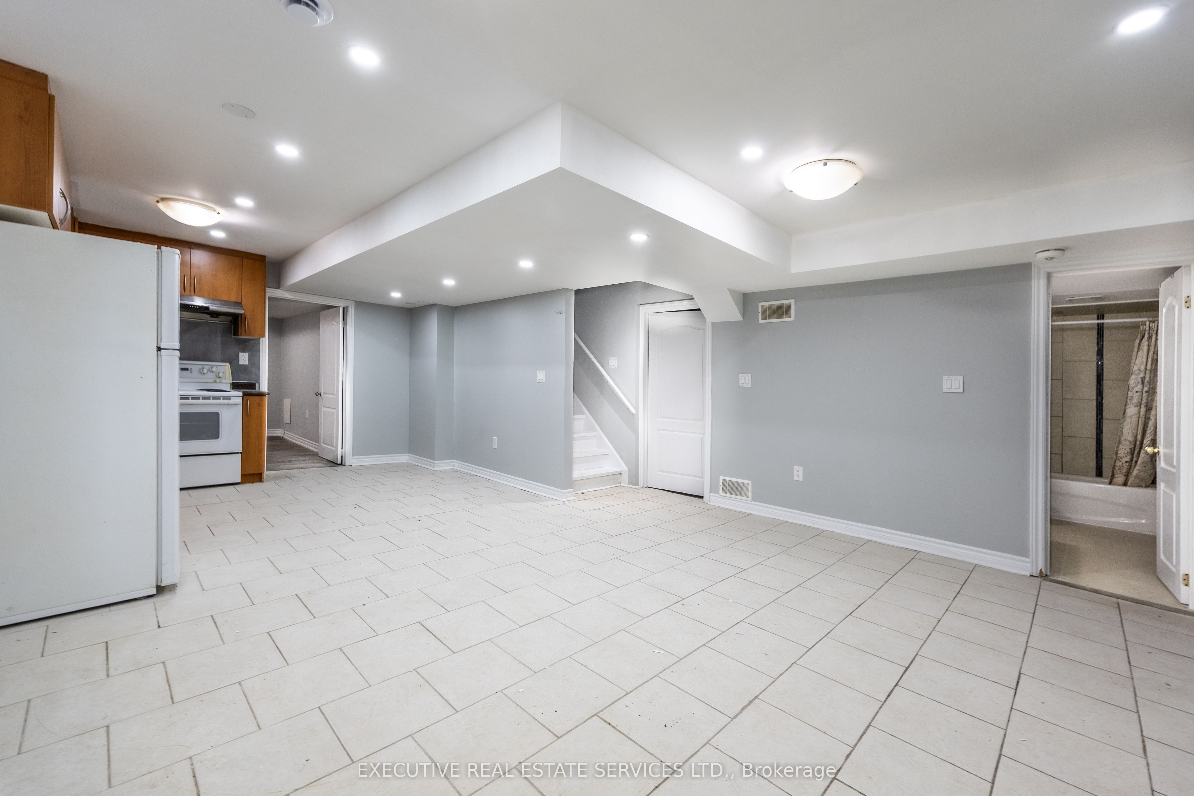 6 Gosling (Basement) Street