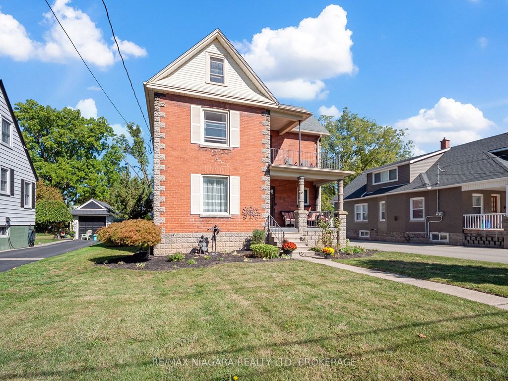 Photo of 18 Emerick Avenue, Fort Erie, ON L2A 2W3 (MLS # X12816180)