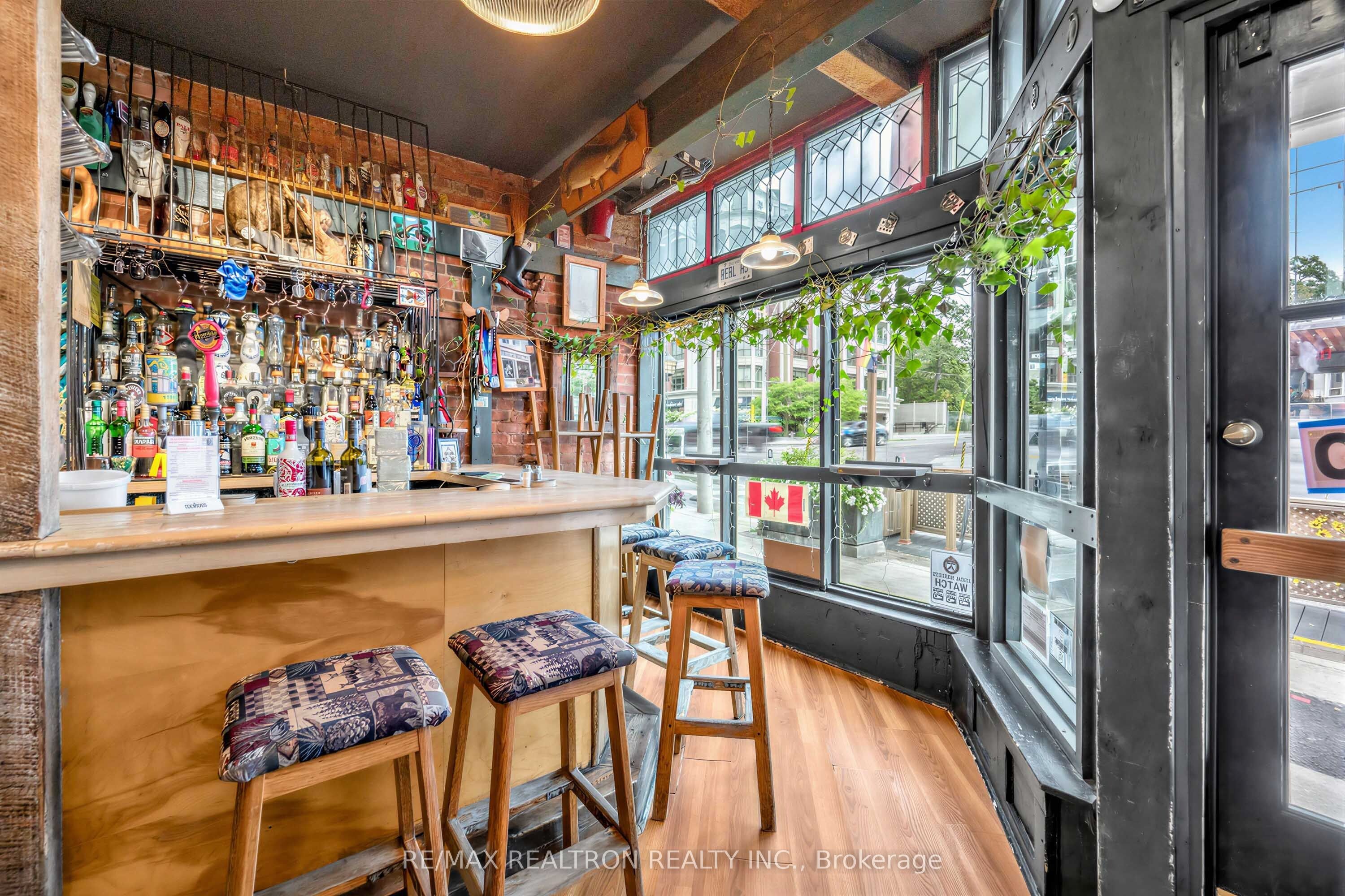 1068 Yonge Street