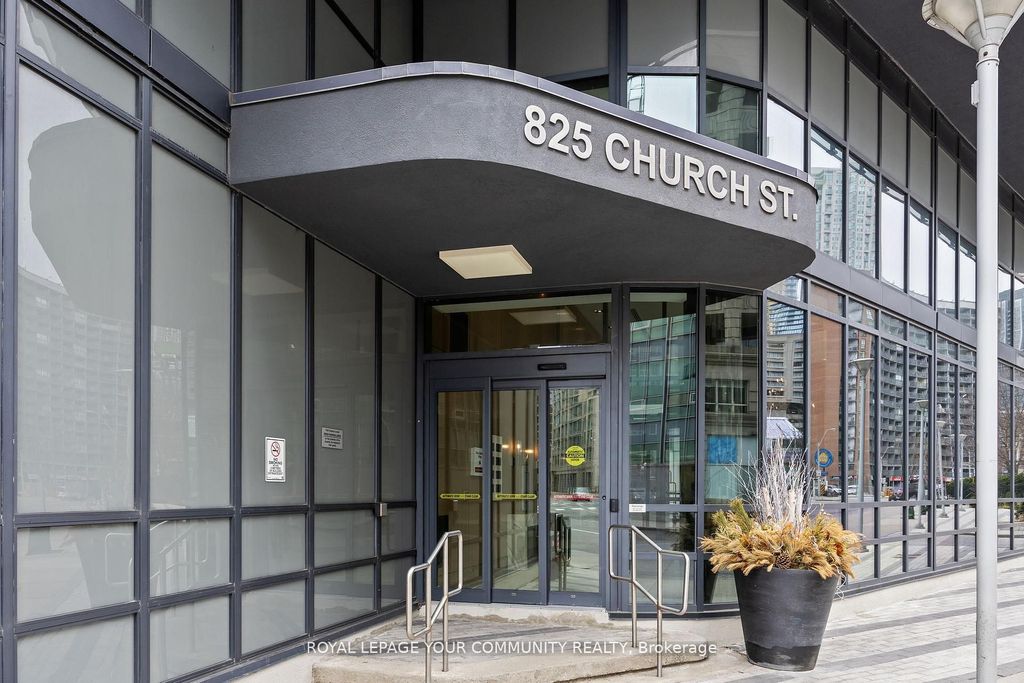 Photo of 825 Church Street #611, Toronto, ON M4W 3Z4 (MLS # C12435575)