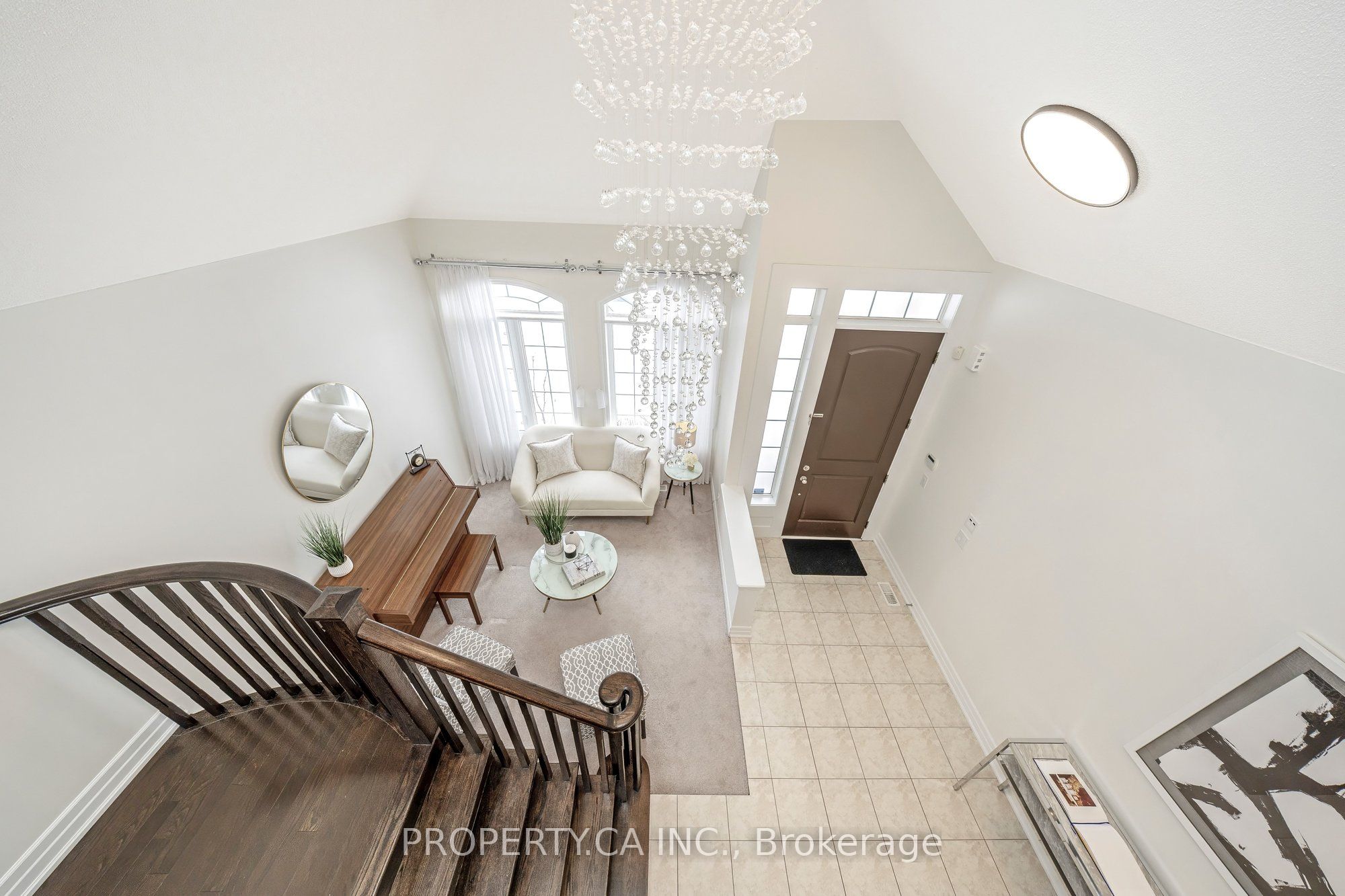 208 Holloway Terrace