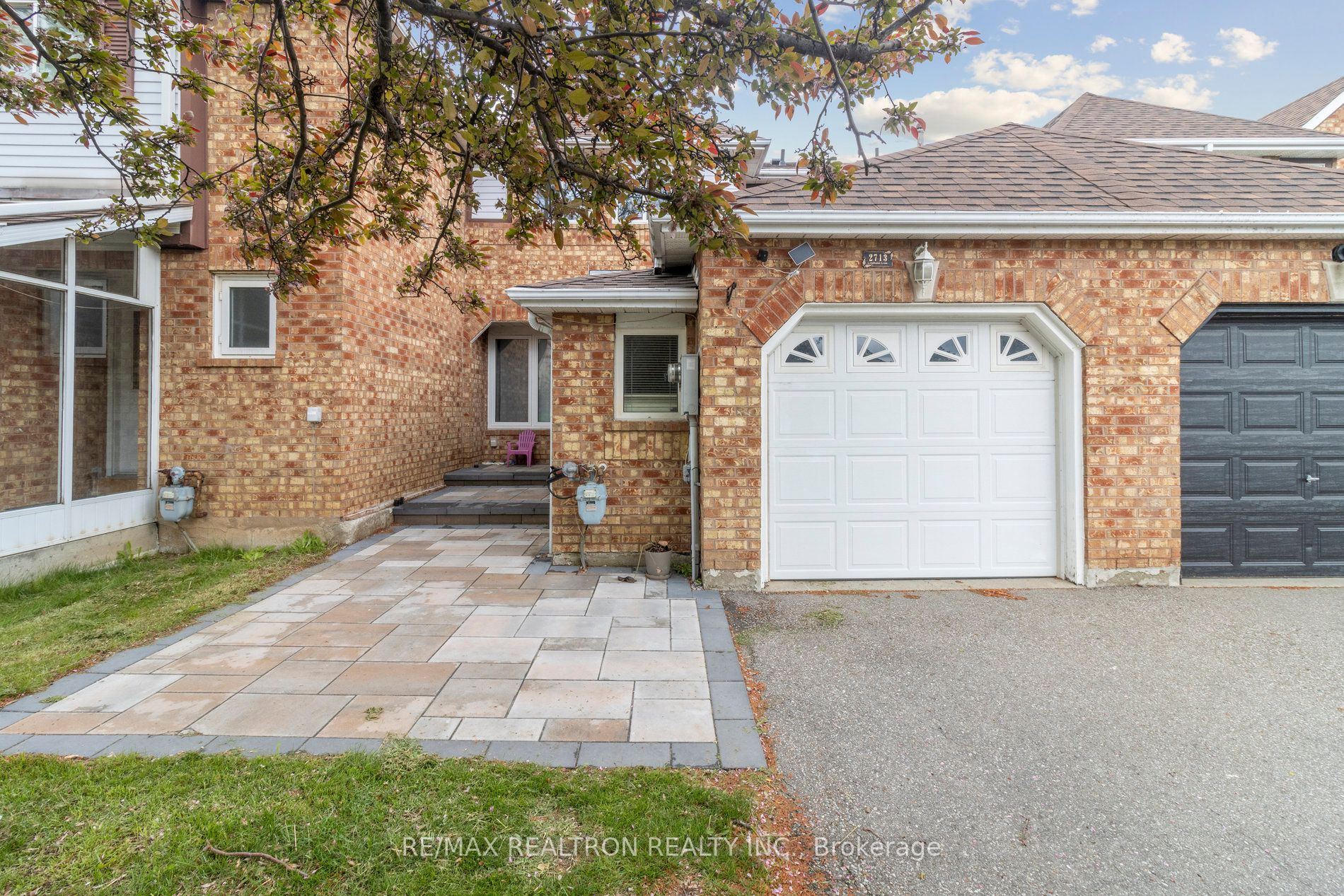 2713 Lindholm Crescent