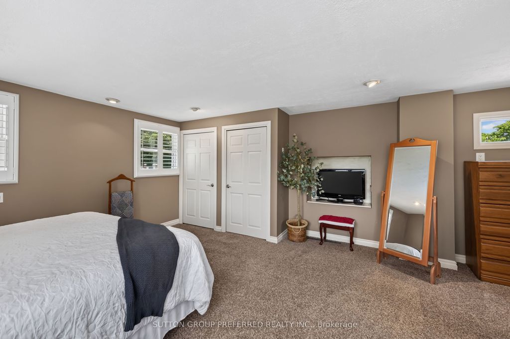 Photo of 90 Glenburnie Crescent, London North, ON N5X 2A3 (MLS # X13538606)