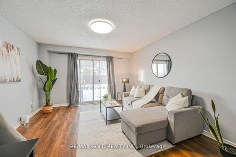 73 Chipmunk Crescent Brampton ON L6R 1B4