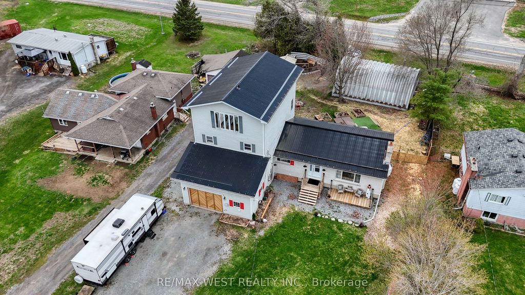 Photo of 5571 Perth Road Crescent, Frontenac, ON K0H 2L0 (MLS # X13078910)