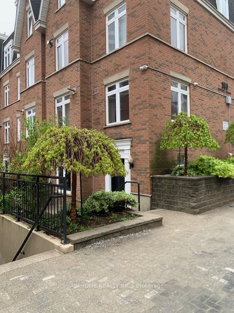 100 Redpath Avenue 1