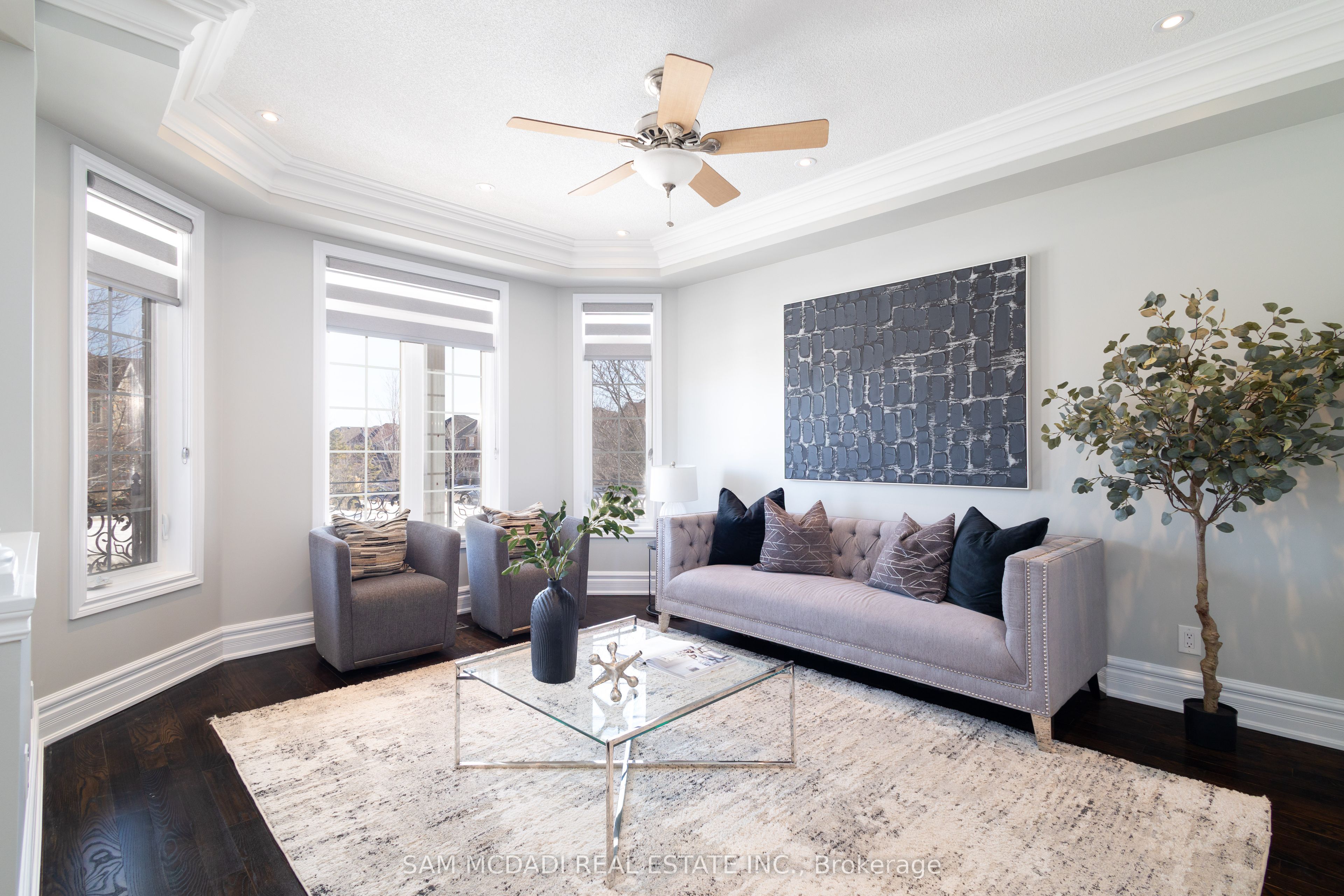 5572 Trailbank Drive