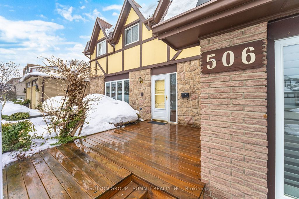 Photo of 506 Petticoat Lane, Pickering, ON L1W 3J1 (MLS # E12713848)