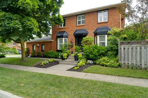 1125 GRANDEUR Crescent Oakville ON L6H 4B2